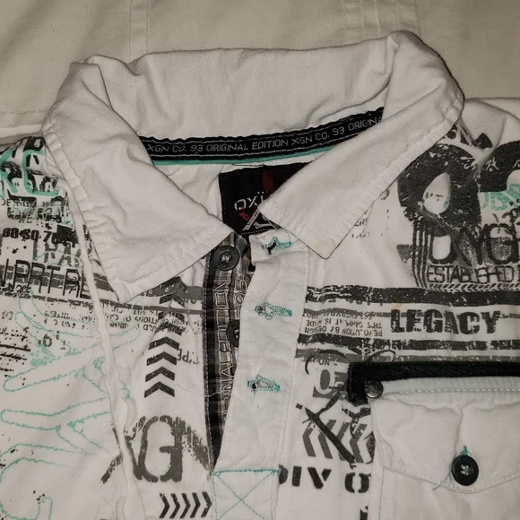 Men's Shirt - Picture 2 of 6